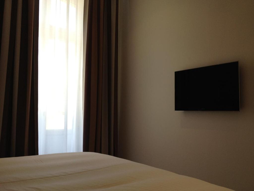 Le 1837 Aparthotel Saint-Affrique Ruang foto