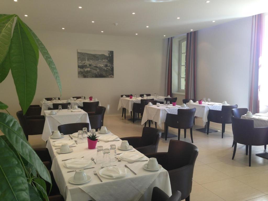 Le 1837 Aparthotel Saint-Affrique Bagian luar foto