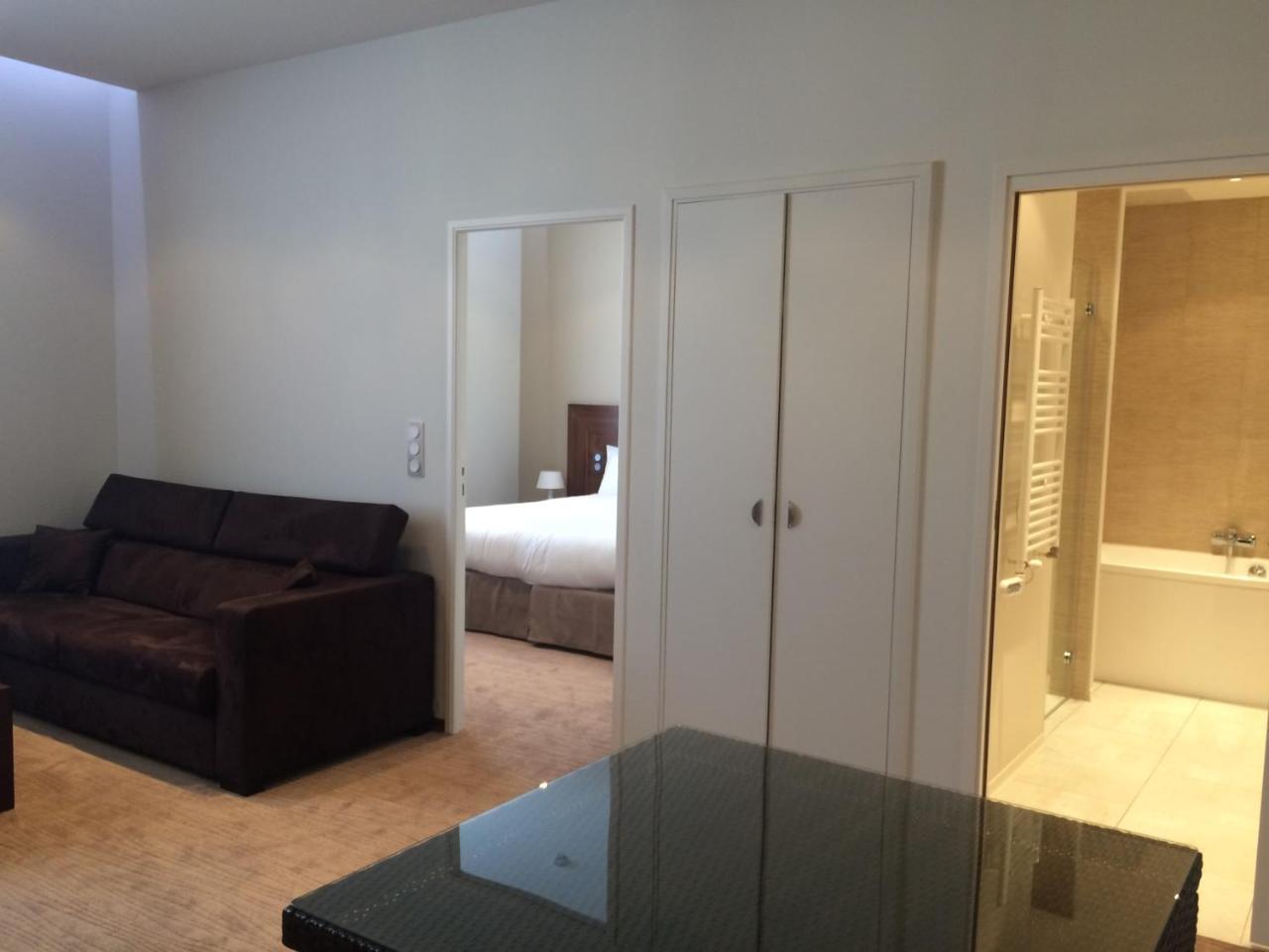 Le 1837 Aparthotel Saint-Affrique Bagian luar foto