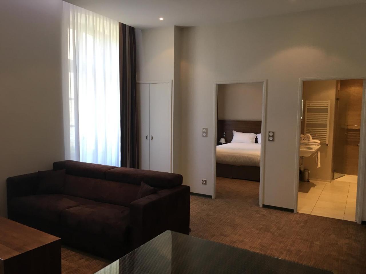 Le 1837 Aparthotel Saint-Affrique Bagian luar foto